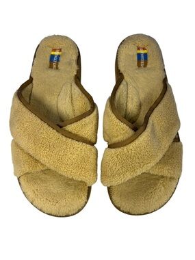 Freewaters Sherpa Slide Sandals Womens 9-10 Tan Fuzzy Cozy Comfort Slip On